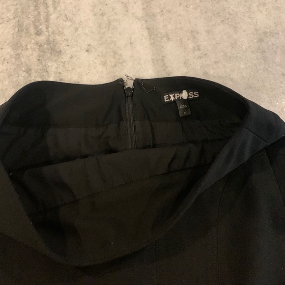 Express Skirt - Picture 2 of 3